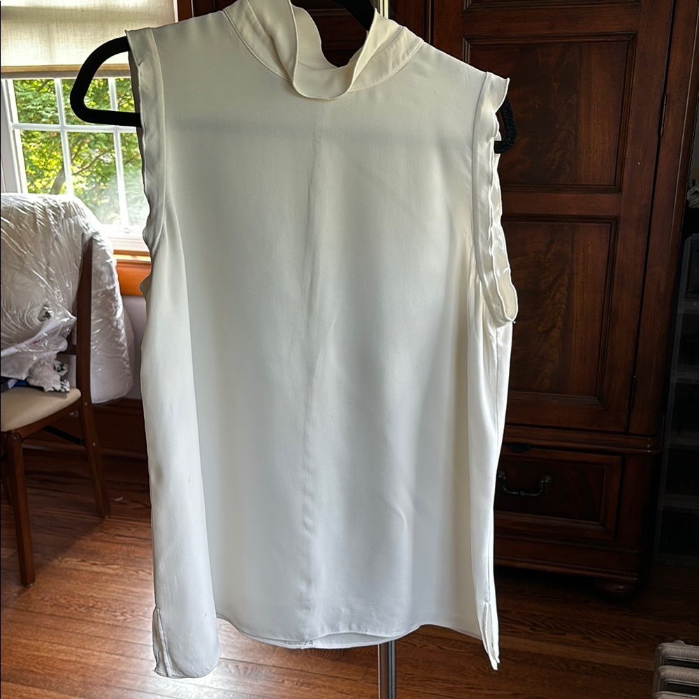 Lafayette 148 New York White Sleeveless Ruffled Blouse